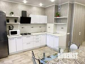 Студия квартира, посуточно, 45м2, 8/10 этаж