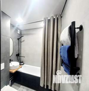 Студия квартира, посуточно, 41м2, 10/10 этаж