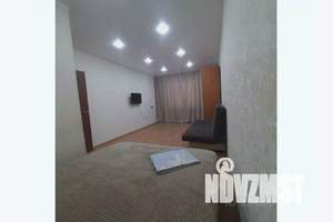 1-к квартира, посуточно, 36м2, 2/9 этаж