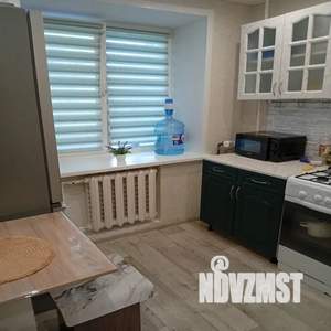 2-к квартира, посуточно, 45м2, 1/5 этаж