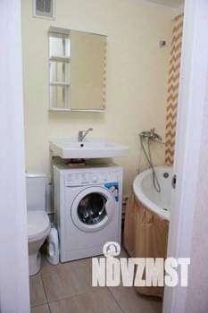 2-к квартира, посуточно, 44м2, 1/1 этаж