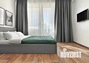 Студия квартира, посуточно, 35м2, 16/17 этаж