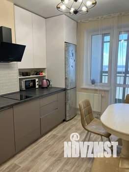 1-к квартира, посуточно, 31м2, 21/25 этаж