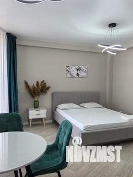 Студия квартира, посуточно, 33м2, 24/25 этаж