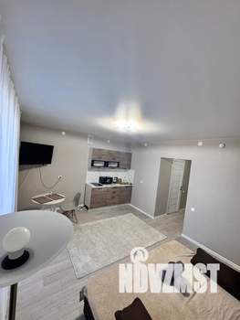 Студия квартира, посуточно, 30м2, 7/11 этаж