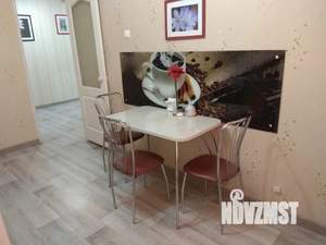 1-к квартира, посуточно, 40м2, 2/10 этаж