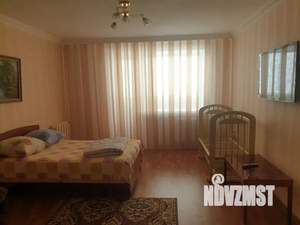 1-к квартира, посуточно, 41м2, 7/10 этаж