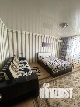 1-к квартира, посуточно, 41м2, 8/10 этаж