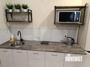 Студия квартира, посуточно, 33м2, 13/18 этаж