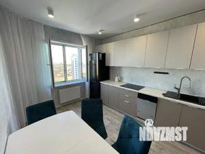 2-к квартира, посуточно, 56м2, 17/18 этаж