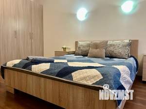 2-к квартира, посуточно, 65м2, 9/10 этаж