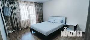 1-к квартира, посуточно, 38м2, 4/10 этаж