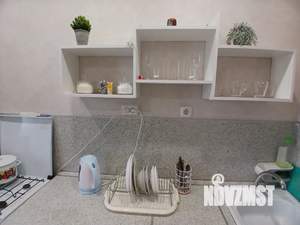 1-к квартира, посуточно, 50м2, 1/10 этаж