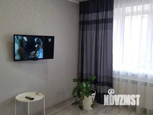 1-к квартира, посуточно, 44м2, 2/10 этаж