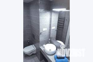 1-к квартира, посуточно, 38м2, 2/9 этаж