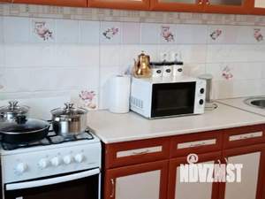 1-к квартира, посуточно, 38м2, 4/10 этаж