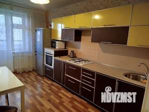 1-к квартира, посуточно, 42м2, 3/10 этаж