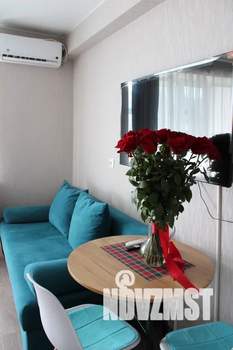 Студия квартира, посуточно, 33м2, 18/18 этаж