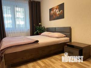 2-к квартира, посуточно, 56м2, 1/10 этаж