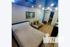 1-к квартира, посуточно, 39м2, 7/10 этаж