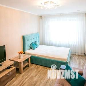 1-к квартира, посуточно, 40м2, 14/17 этаж
