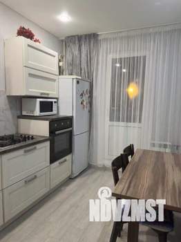 1-к квартира, посуточно, 57м2, 1/1 этаж