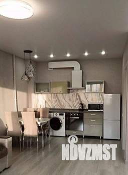 1-к квартира, посуточно, 47м2, 1/1 этаж