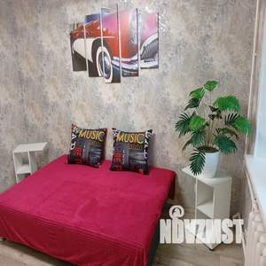 2-к квартира, посуточно, 45м2, 1/5 этаж