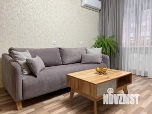 2-к квартира, посуточно, 56м2, 1/10 этаж