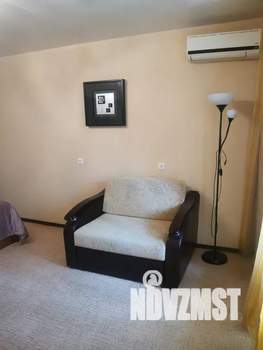 1-к квартира, посуточно, 43м2, 7/10 этаж
