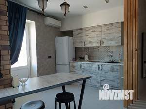 Студия квартира, посуточно, 33м2, 18/24 этаж