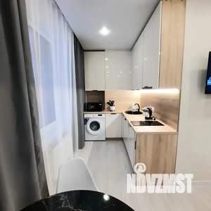 Студия квартира, посуточно, 30м2, 4/19 этаж