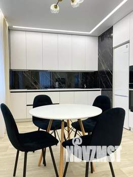 Студия квартира, посуточно, 45м2, 18/24 этаж