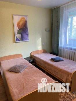 1-к квартира, посуточно, 44м2, 1/1 этаж