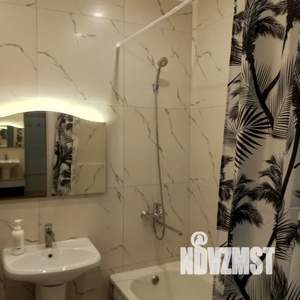 Студия квартира, посуточно, 32м2, 12/19 этаж