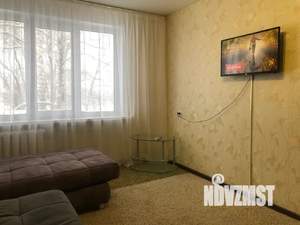 2-к квартира, посуточно, 44м2, 2/5 этаж