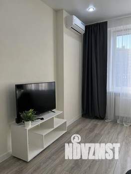 1-к квартира, посуточно, 35м2, 13/19 этаж