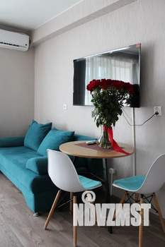 Студия квартира, посуточно, 33м2, 18/18 этаж