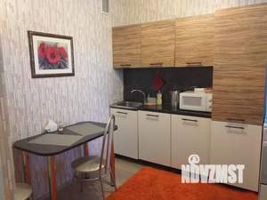 1-к квартира, посуточно, 36м2, 10/25 этаж