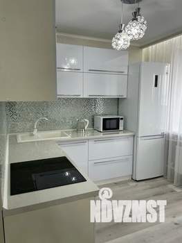 1-к квартира, посуточно, 43м2, 13/19 этаж