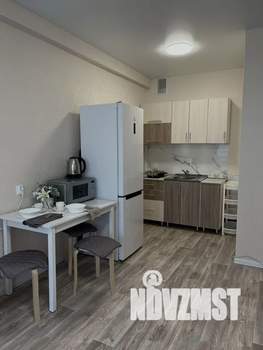 2-к квартира, посуточно, 42м2, 13/19 этаж