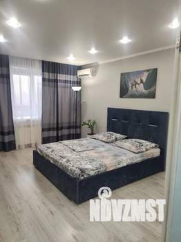 1-к квартира, посуточно, 44м2, 2/10 этаж