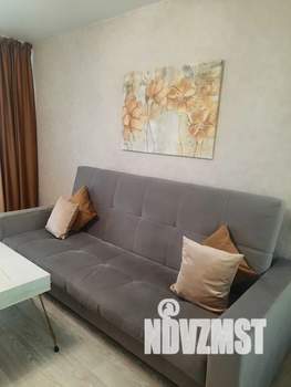 1-к квартира, посуточно, 35м2, 13/25 этаж