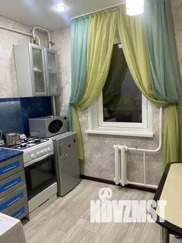 Студия квартира, посуточно, 38м2, 10/10 этаж