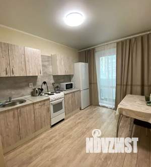 1-к квартира, посуточно, 35м2, 1/10 этаж