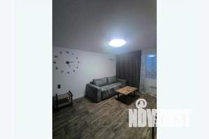 1-к квартира, посуточно, 44м2, 11/16 этаж