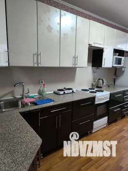 1-к квартира, посуточно, 43м2, 1/18 этаж