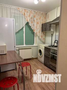 1-к квартира, посуточно, 36м2, 3/9 этаж