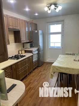 2-к квартира, посуточно, 59м2, 10/10 этаж