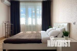 1-к квартира, посуточно, 40м2, 10/10 этаж